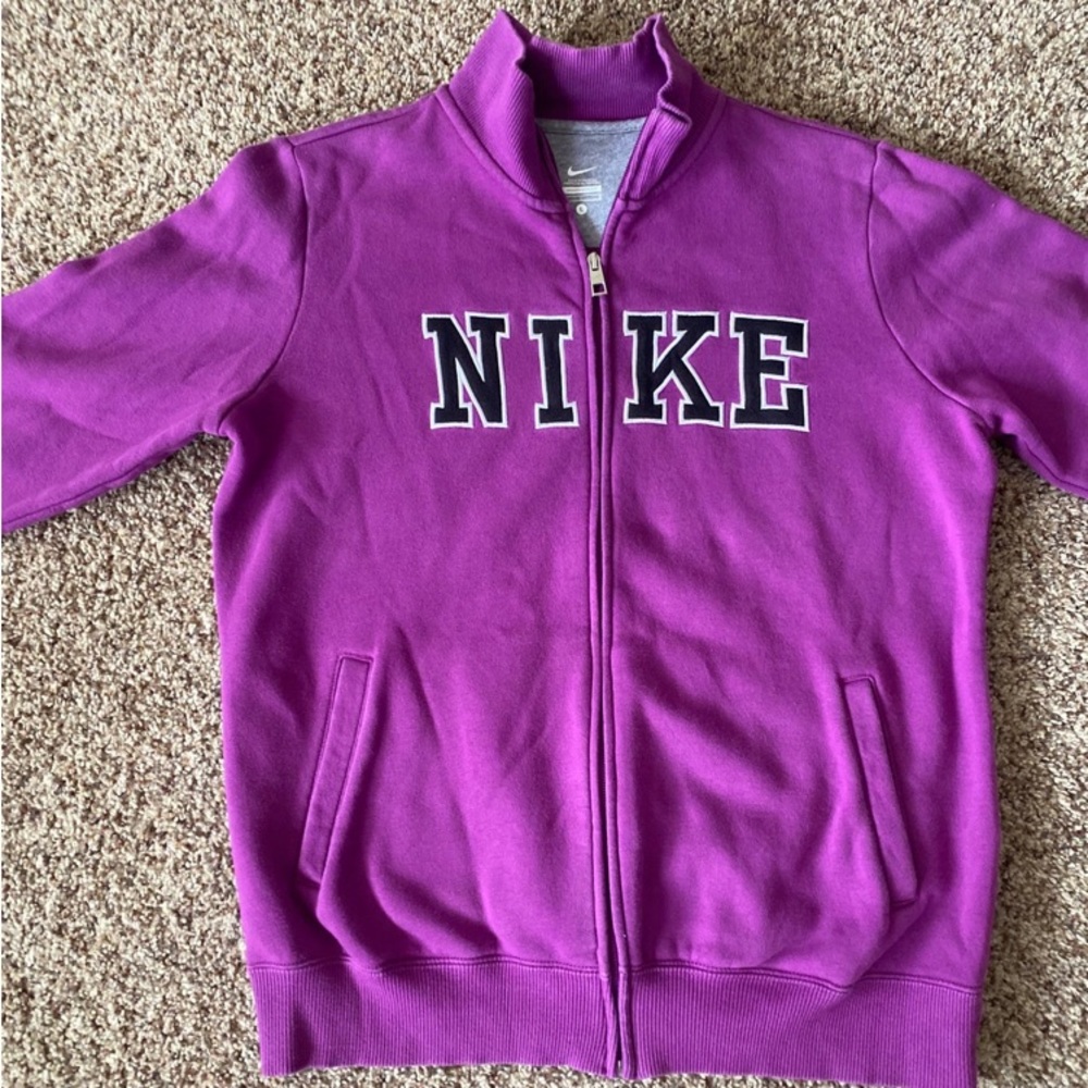 Nike Women’s Zip Up Sweatshirt